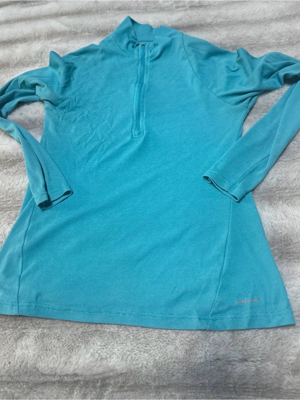 Patagonia Women’s Aqua Quarter-Zip Sweater Top thermal